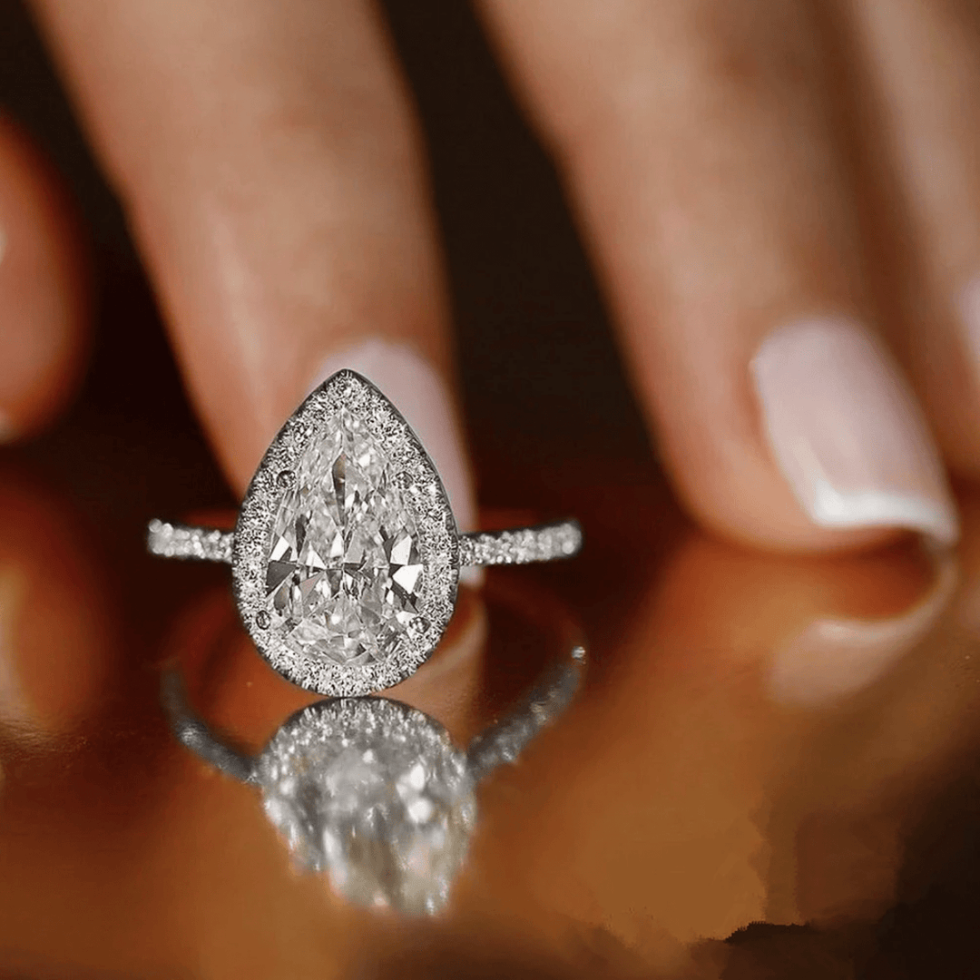 Lucy™ - The Aurora Pear Ring