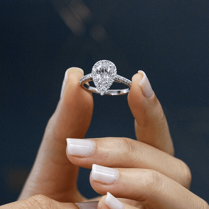 Lucy™ - The Aurora Pear Ring