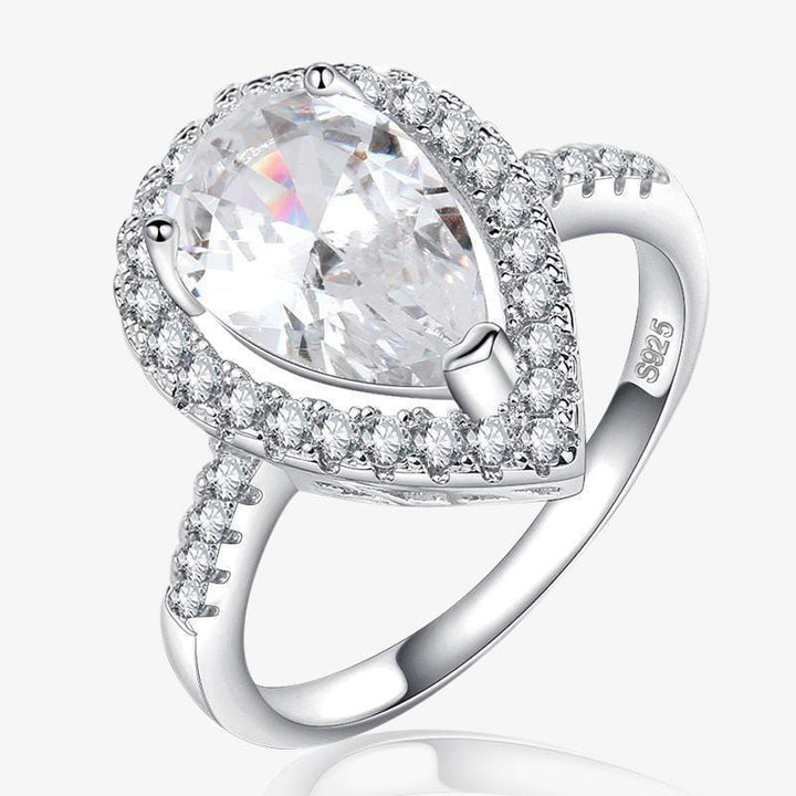 Lucy™ - The Aurora Pear Ring